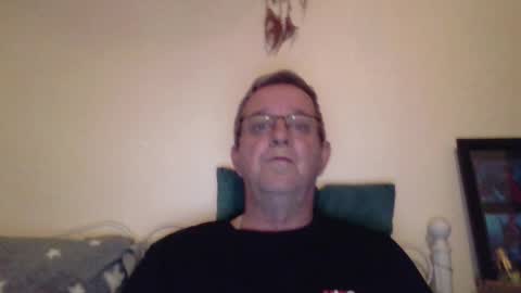 Fe-fi-fo-fum online show from 15, 10, 2025