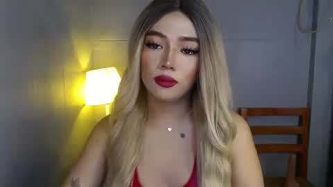 trexie_fucks15 online show from 16, 12, 2025