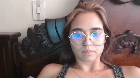 triana_bell online show from 31, 1, 2026