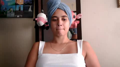 Snapshot of triana_bell chatting on 12, 6, 2026 triana_bell online show from 12, 6, 2026