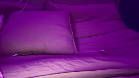 Snapshot of tricie_flor05 chatting on 29, 11, 2025 tricie_flor05 online show from 29, 11, 2025