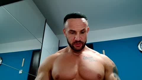 Snapshot of tridentmuscles chatting on 1, 1, 2025 tridentmuscles online show from 1, 1, 2025