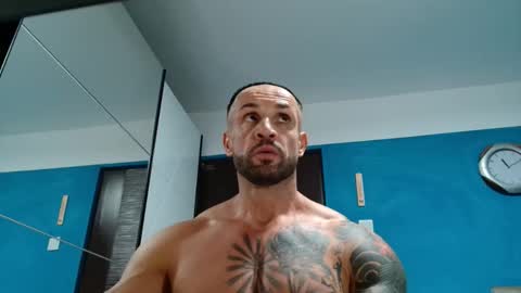Snapshot of tridentmuscles chatting on 24, 9, 2025 tridentmuscles online show from 24, 9, 2025