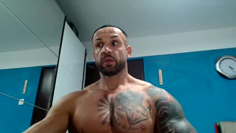 Snapshot of tridentmuscles chatting on 30, 9, 2025 tridentmuscles online show from 30, 9, 2025
