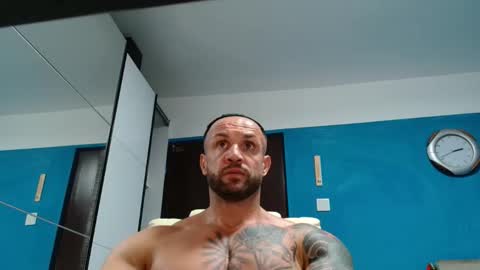 Snapshot of tridentmuscles chatting on 13, 10, 2025 tridentmuscles online show from 13, 10, 2025