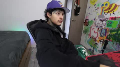 - trieone online show from 13, 2, 2026