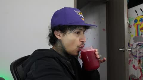 Snapshot of trieone chatting on 8, 3, 2026 - trieone online show from 8, 3, 2026