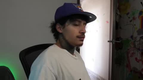 Snapshot of trieone chatting on 15, 3, 2026 - trieone online show from 15, 3, 2026