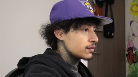 Snapshot of trieone chatting on 24, 3, 2026 - trieone online show from 24, 3, 2026