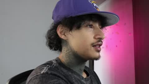 Snapshot of trieone chatting on 13, 4, 2026 - trieone online show from 13, 4, 2026