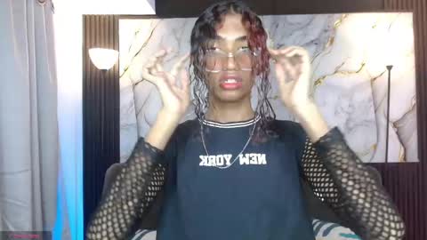 Snapshot of triiangel_latinboy chatting on 11, 5, 2026 Johan online show from 11, 5, 2026