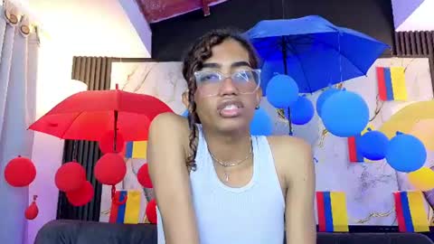 Snapshot of triiangel_latinboy chatting on 2, 7, 2026 Johan online show from 2, 7, 2026