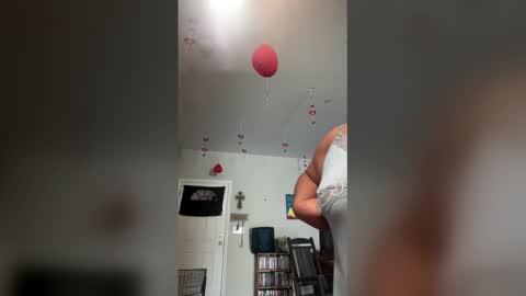 trinasnowlove online show from 30, 3, 2026