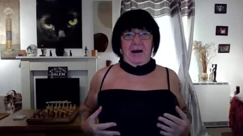 trinity1011 online show from 21, 10, 2025