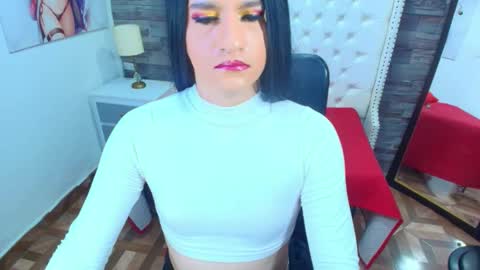 Snapshot of trinity_tsx chatting on 29, 4, 2026 SOFIA online show from 29, 4, 2026