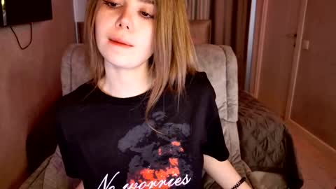 tripleprinces online show from 28, 9, 2025