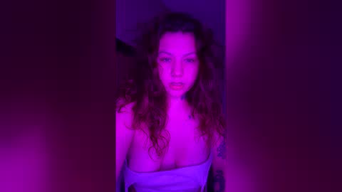 Snapshot of trippinovertori chatting on 18, 5, 2026 trippinovertori online show from 18, 5, 2026