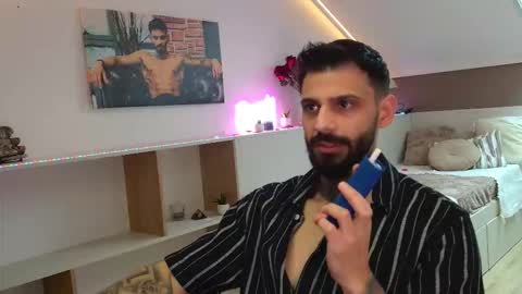 Trystan Grey online show from 16, 2, 2026