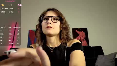 trixibell online show from 4, 10, 2025