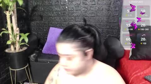 Snapshot of trixxiee_ chatting on 23, 9, 2025 trixxiee_ online show from 23, 9, 2025