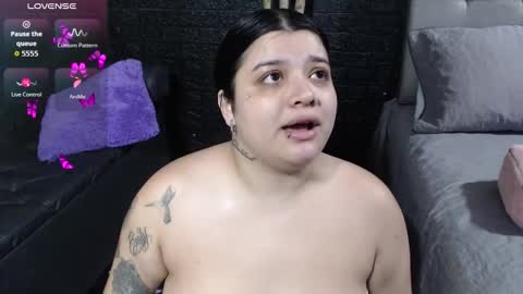 Snapshot of trixxiee_ chatting on 10, 10, 2025 trixxiee_ online show from 10, 10, 2025