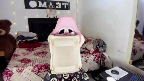 Snapshot of trixxynasty chatting on 25, 3, 2026 trixxy online show from 25, 3, 2026