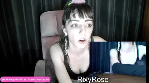 Snapshot of trixyrose chatting on 4, 12, 2024 RixyRose online show from 4, 12, 2024