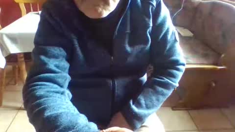 Snapshot of trobelle chatting on 17, 5, 2026 trobelle online show from 17, 5, 2026