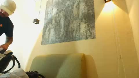 Troy online show from 21, 4, 2026