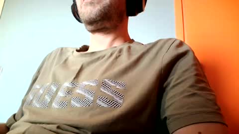 Snapshot of truble_again chatting on 24, 6, 2026 truble_again online show from 24, 6, 2026