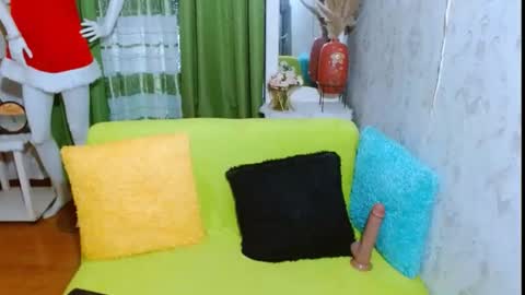 Snapshot of true_belle chatting on 11, 11, 2025 GODDESS BELLE online show from 11, 11, 2025