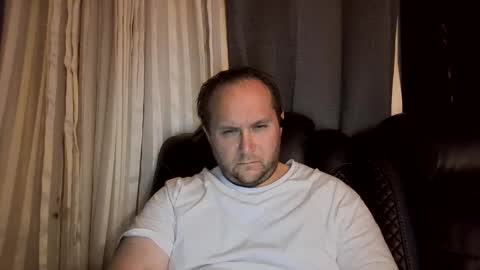 Snapshot of truthiness2019 chatting on 27, 10, 2025 truthiness2019 online show from 27, 10, 2025