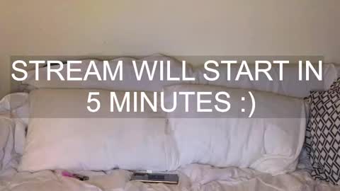 Snapshot of trying2fit chatting on 4, 3, 2025 trying2fit online show from 4, 3, 2025