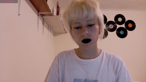 Snapshot of tryp666 chatting on 9, 10, 2025 Cait online show from 9, 10, 2025