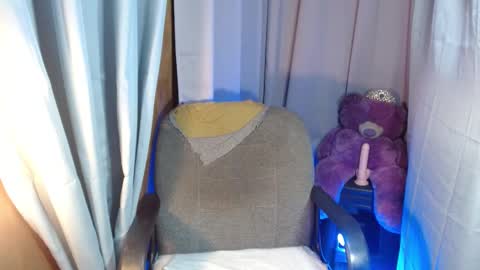 Goddess Mira online show from 9, 3, 2025