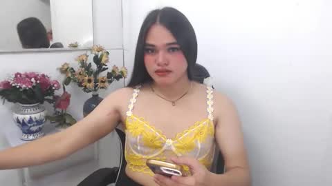 Snapshot of ts_lovelicious chatting on 6, 11, 2025 ts_lovelicious online show from 6, 11, 2025