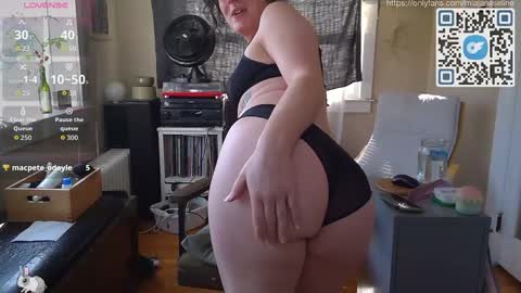 Mia-Jane Seline online show from 8, 11, 2025