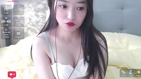 Snapshot of tscn88 chatting on 24, 1, 2025 Anne Bebe online show from 24, 1, 2025