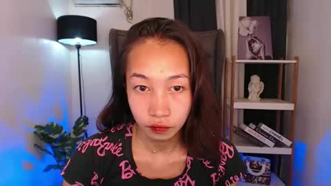 tskitty_girl online show from 4, 10, 2025