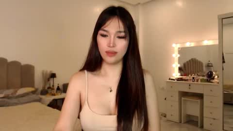 Snapshot of tslovemarie01 chatting on 23, 5, 2026 Love Marie online show from 23, 5, 2026