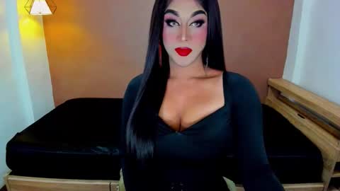 Snapshot of tsmamahmerslove chatting on 9, 3, 2026 Nicoleeee online show from 9, 3, 2026