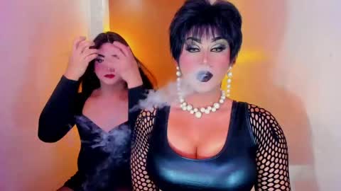 Snapshot of tsmamahmerslove chatting on 12, 4, 2026 Nicoleeee online show from 12, 4, 2026