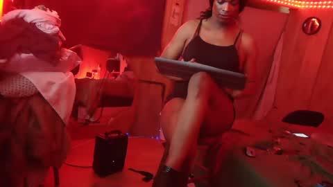 Snapshot of tsnitra chatting on 23, 2, 2025 TsNitra online show from 23, 2, 2025