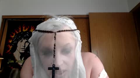 Sabrina Ravndahl online show from 13, 4, 2026