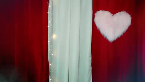 tswednesdayadamss online show from 25, 12, 2024