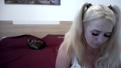 Ttrnynela online show from 20, 9, 2025