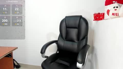 Snapshot of tu_nuttella3 chatting on 24, 2, 2025 Susan online show from 24, 2, 2025