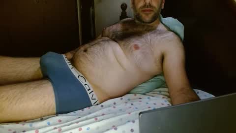 Snapshot of tuga_man_ chatting on 9, 5, 2026 tuga man online show from 9, 5, 2026