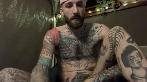 Tuhands online show from 1, 3, 2025