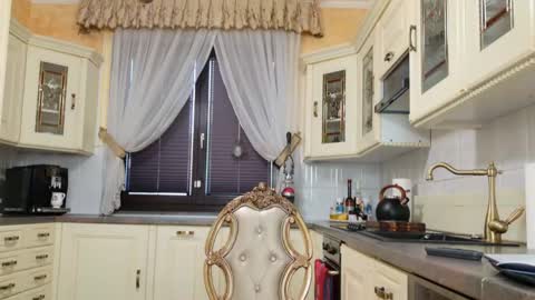 Tunde online show from 1, 3, 2025